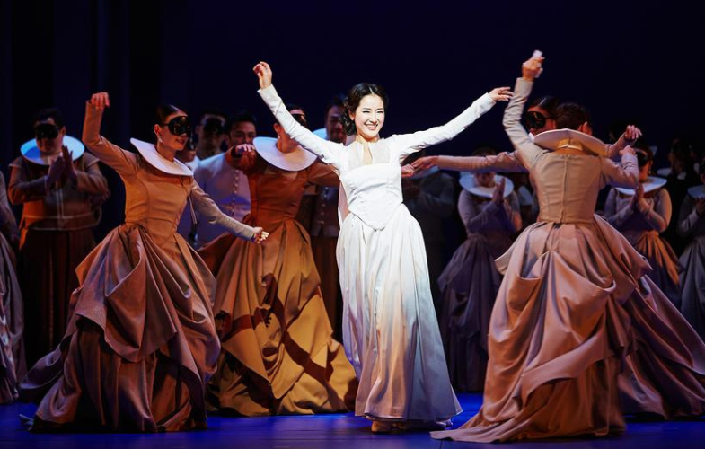 This photo shows the soprano during one of her performances at Korea National Theater Opera