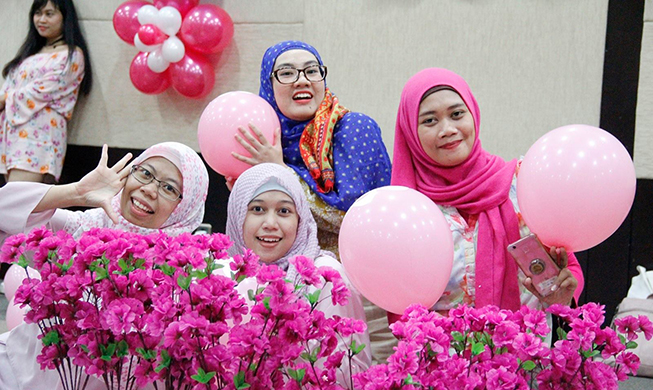 Cultural center celebrates spring in Jakarta