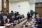 Opening Remarks by President Moon Jae-in at 1st National Security Council Meeting of 2019