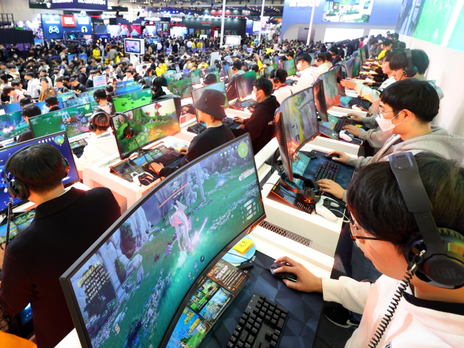 Busan hosts global gaming gala G-Star, its largest in history